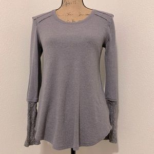 KNOX ROSE Knit Top with Half Lace Sleeves Gray Women's XS